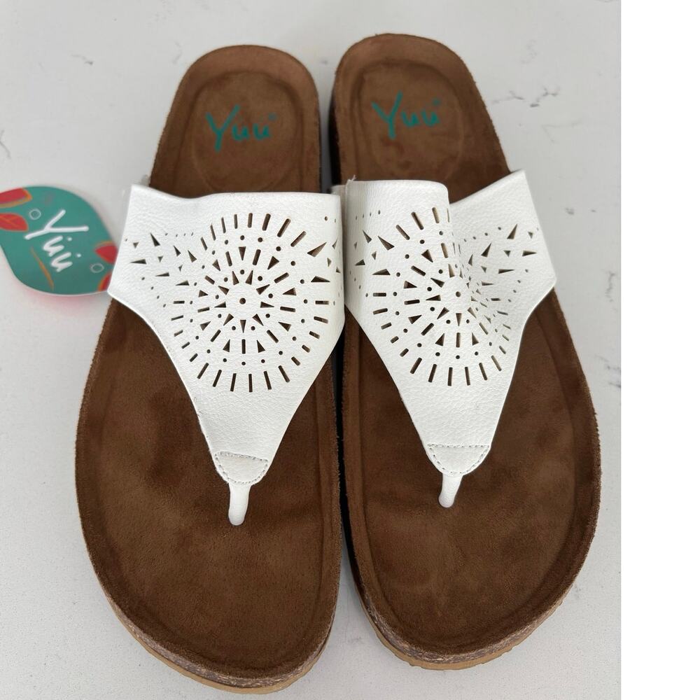 NWT Yuu leather eyelet thong sandals sz 11 white/tan boho coastal chic comfort